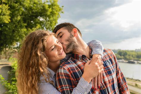 付き合っ て ない の に キス